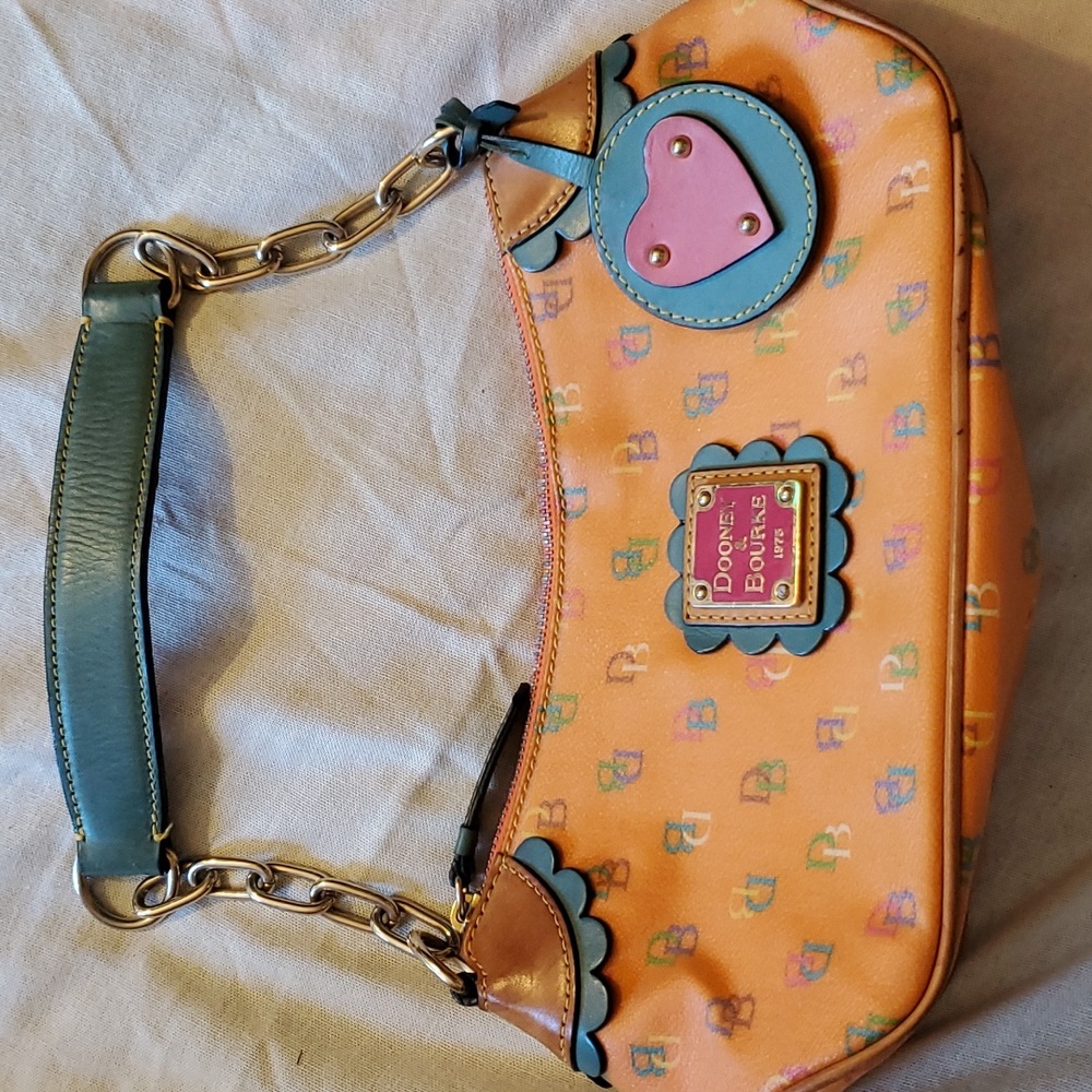 RARE VINTAGE DOONEY & BOURKE ORANGE RAINBOW SHOULDER BAG .